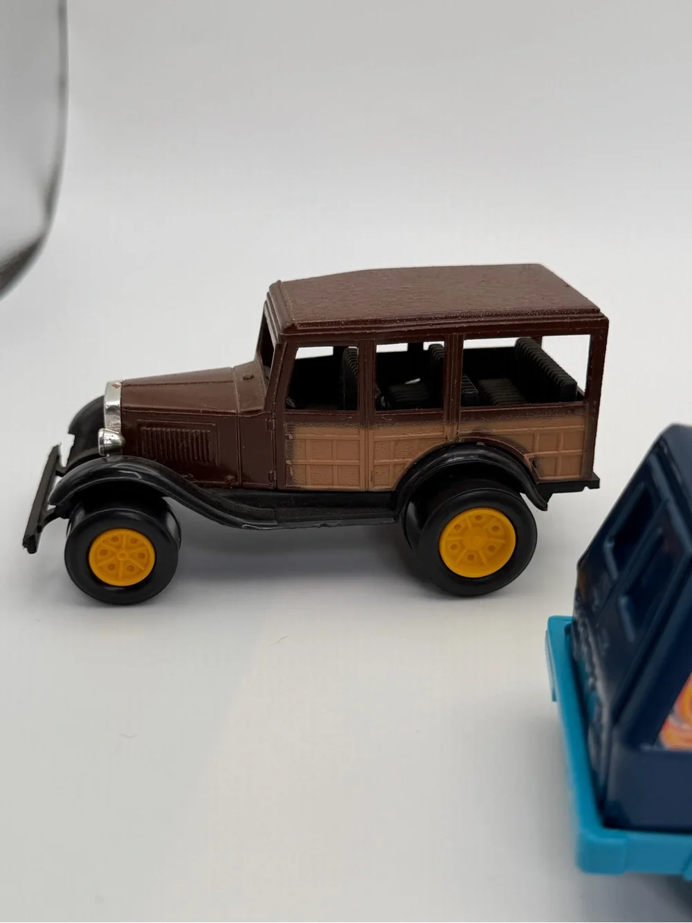 Vintage Tootsietoy Ford Model A Woody & Buddy L Bubble Van Die Cast Toy Cars